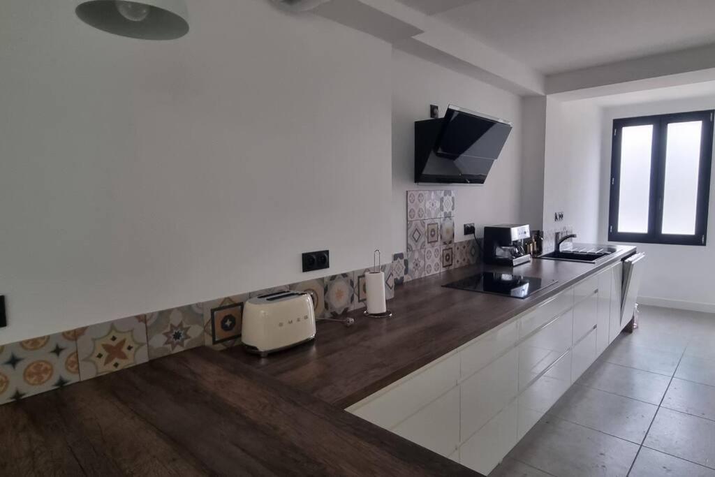 Maison De Ville Toute Equipee Fronton Екстериор снимка